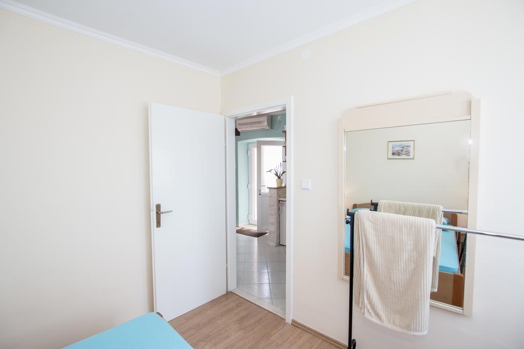 Radovčić Apartments&Rooms Trsteno Buitenkant foto