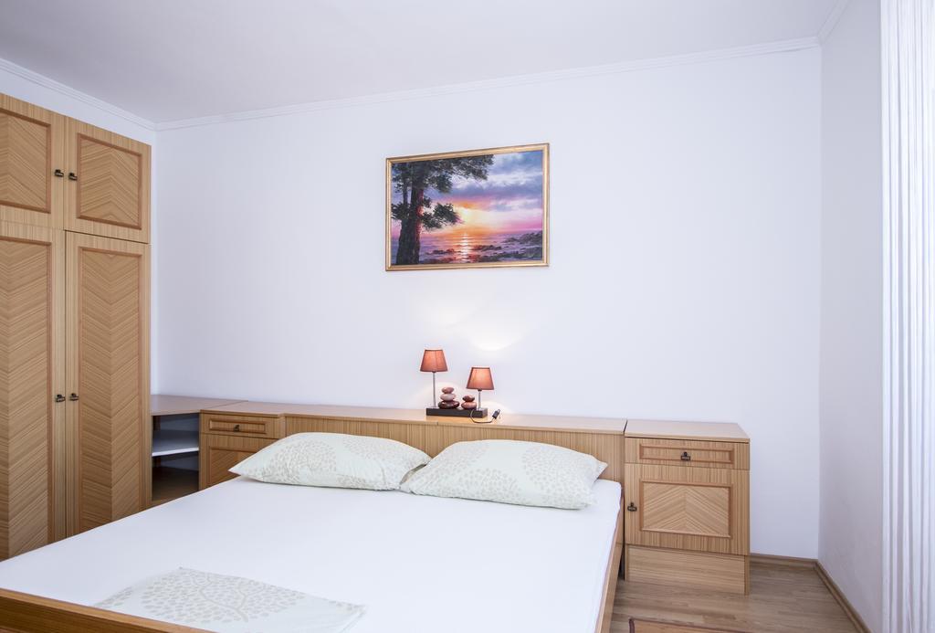 Radovčić Apartments&Rooms Trsteno Buitenkant foto