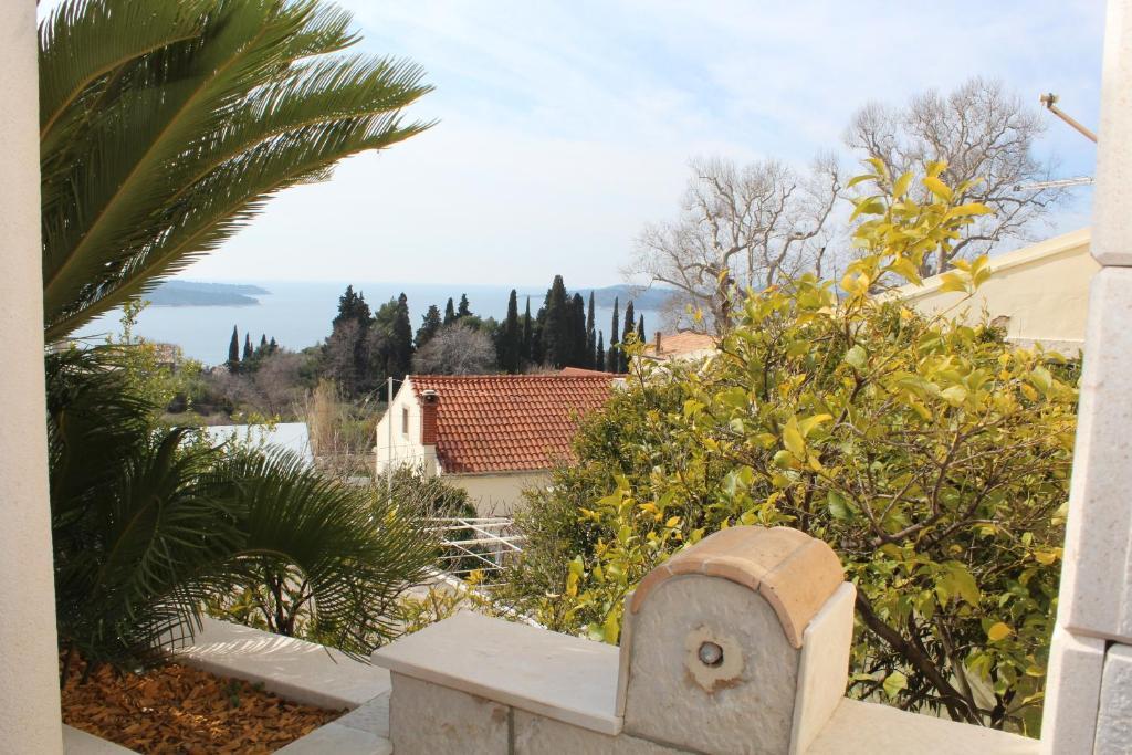 Radovčić Apartments&Rooms Trsteno Buitenkant foto